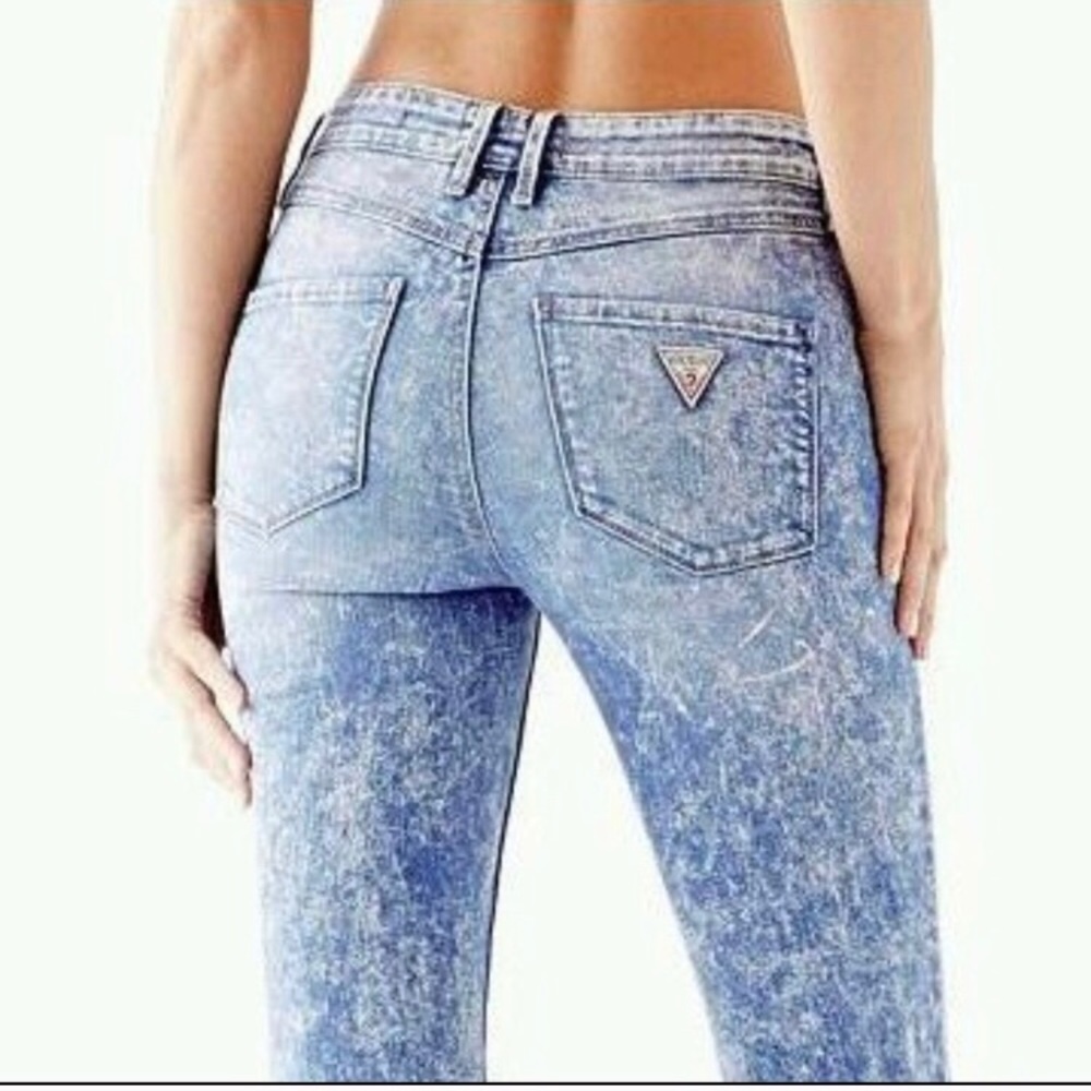 🚫Sold🚫 Guess 1981 High Waisted Acid Wash Denim